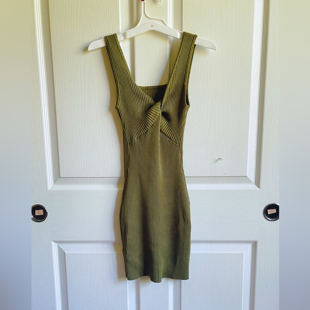 Abercrombie and Fitch reversible knit dress - Picture 5 of 13